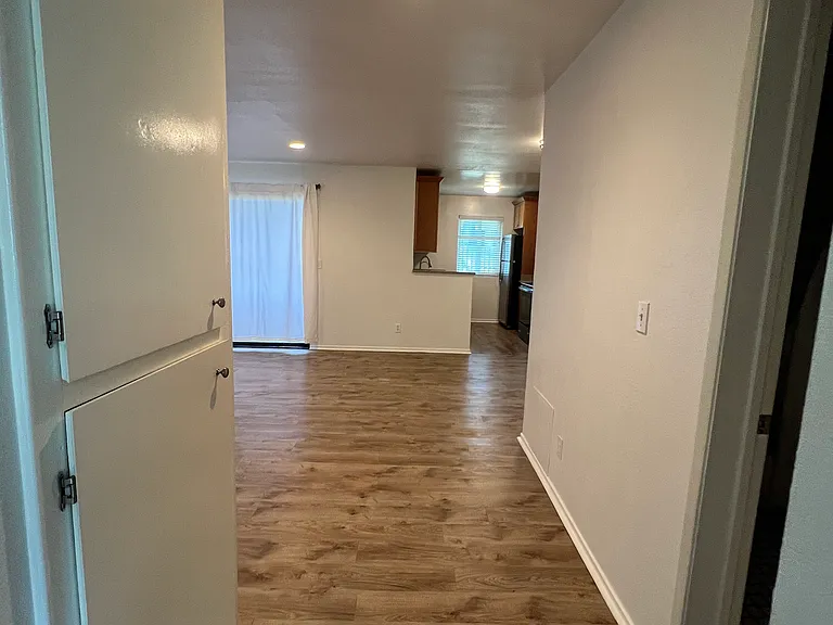 1676 Maple Ave #27 — Photo 15