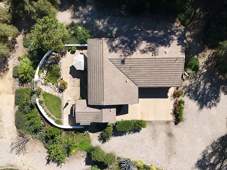 340A Longhorn Ln — Photo 1