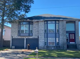 208 Southwood Dr, Gretna, LA 70056
