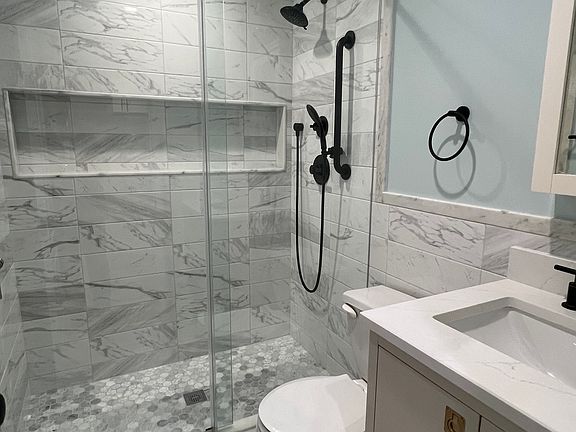 5th image of 19-43 76th St Floor 1