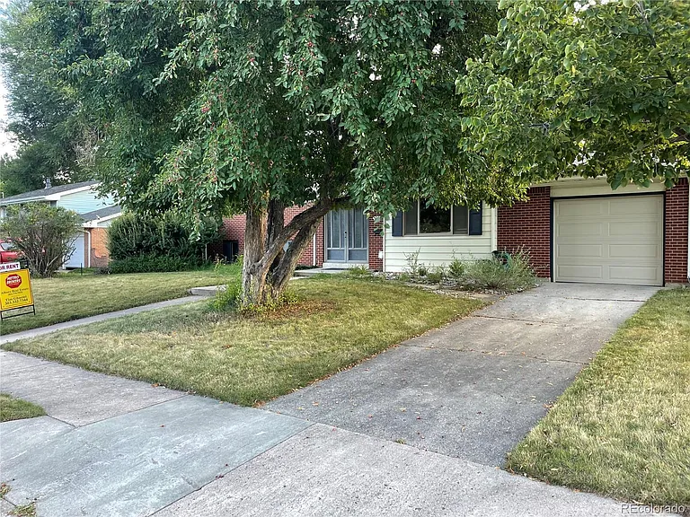 3260 E Orchard Rd — Photo 1