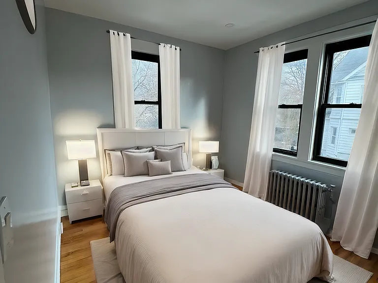 OM Bergenfield Apartments — Photo 7