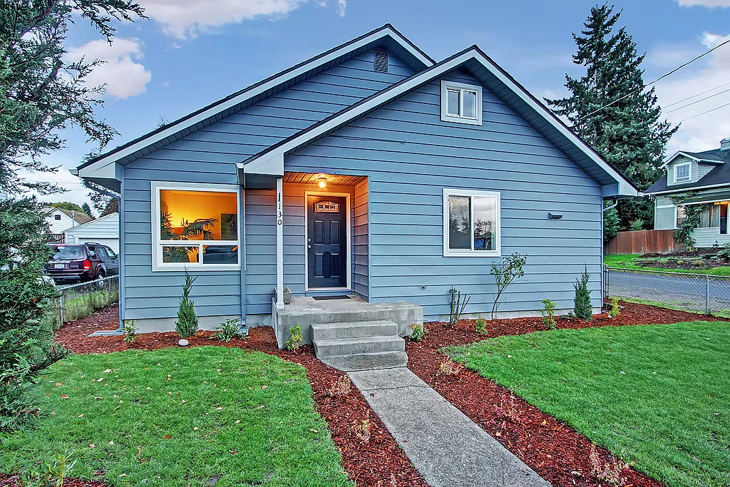 130 G St SE photo 1