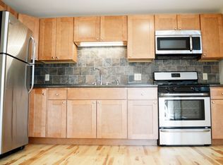 158 North St, Burlington, VT 05401