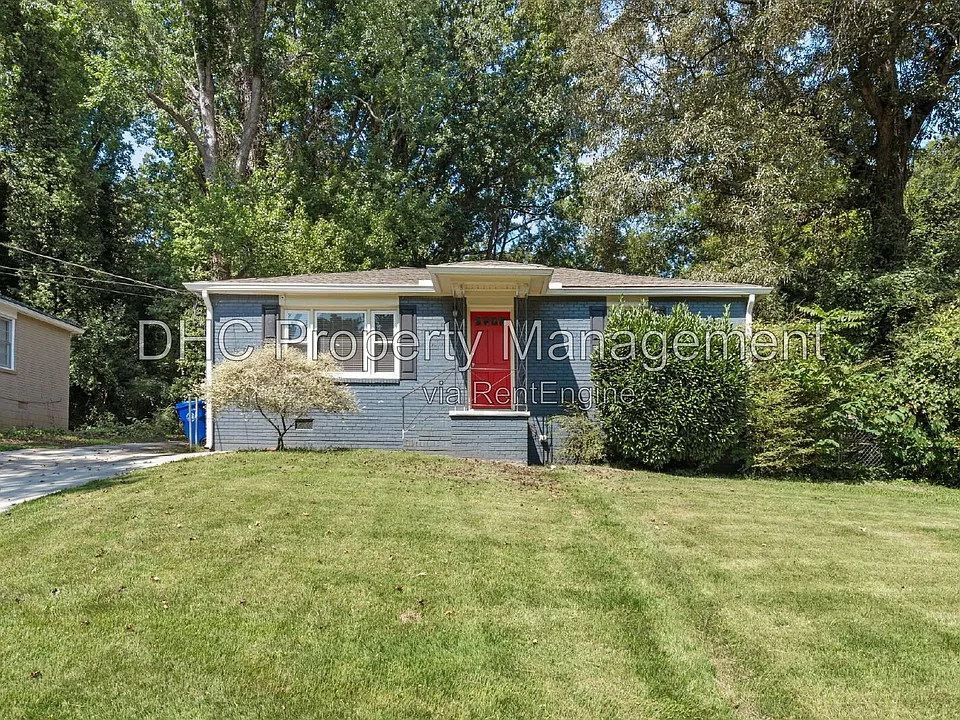 1421 Cobb Branch Dr
