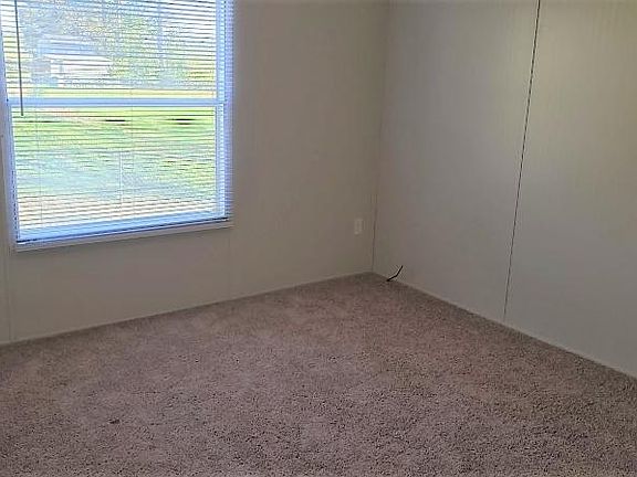 4th image of 2463 Annas Dr