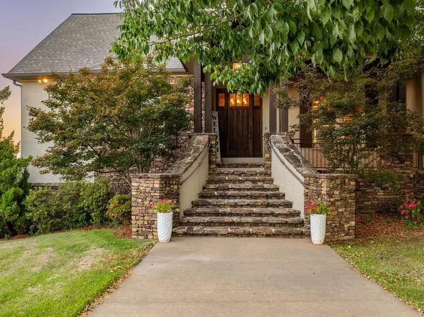 147 Manitou Dr, Maumelle, AR 72113