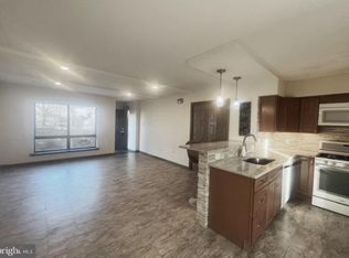 213 James Ct, Marlton, NJ 08053
