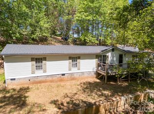 25 Weaver Ln, Black Mountain, NC 28711