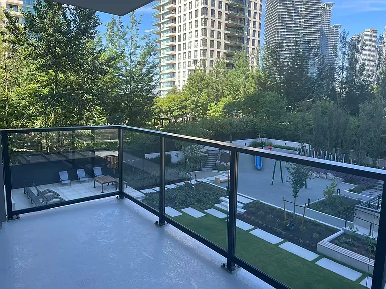 2135 Springer Ave #409 — Photo 8