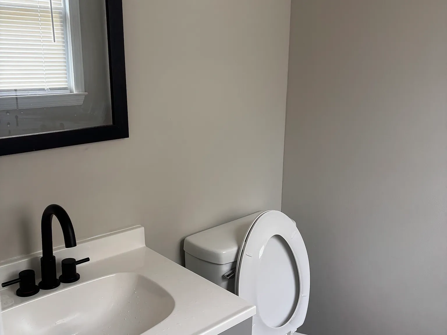 3 bed, 1.5 bath, 1053 sqft, $1,250 — Photo 4