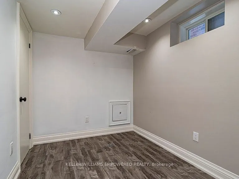 583 Old Weston Rd #BASEMENT — Photo 8