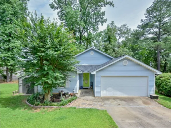 1867 Carriage Hts, Tuscaloosa, AL 35404