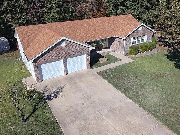 2nd image of 21141 Larson Rd