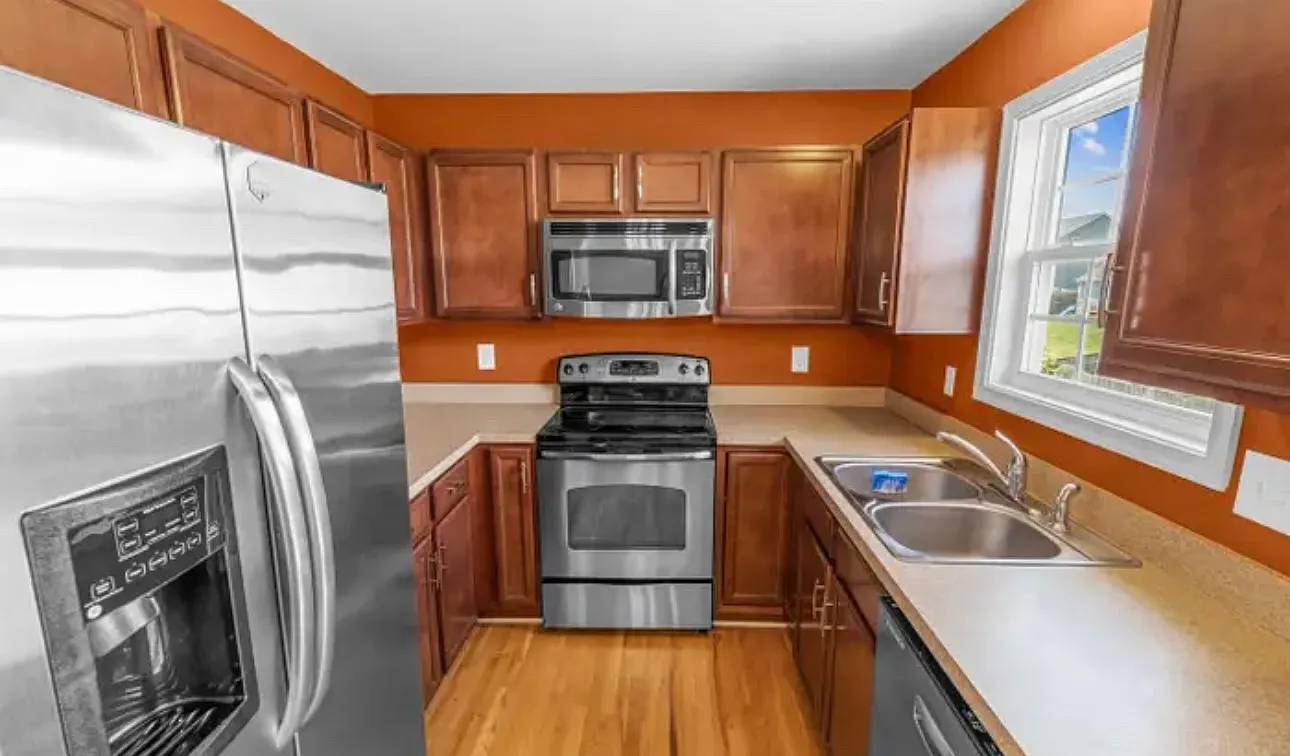 71 Job Rd — Photo 4