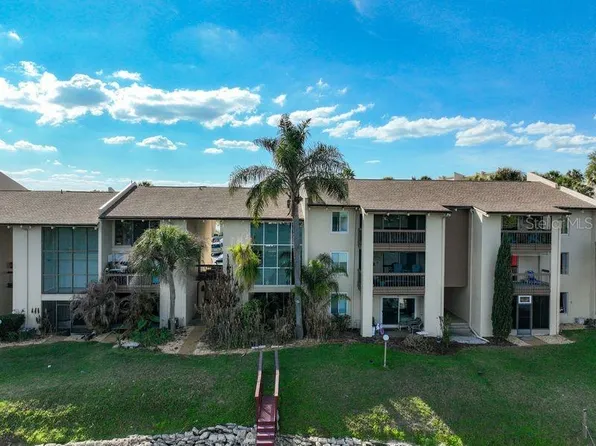 626 Orange Dr APT 242, Altamonte Springs, FL 32701