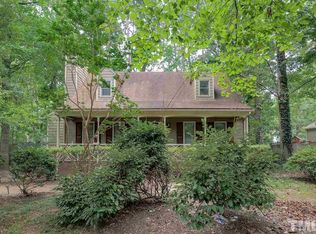 112 Brandywine Dr, Raleigh, NC 27607