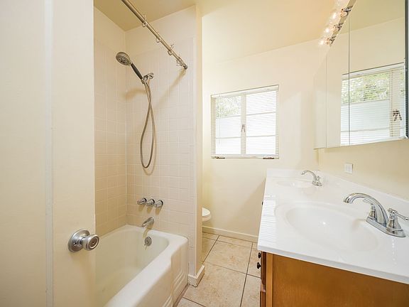 5th image of 2625 E Glenn St