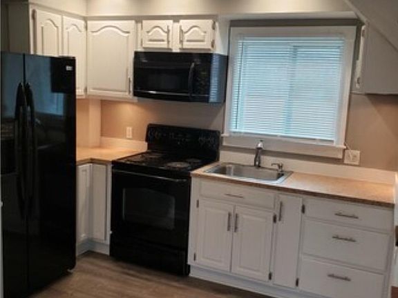 3rd image of 273 Washington St #3