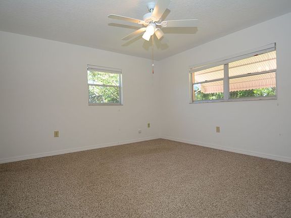 4th image of 1215 S Flagler Ave