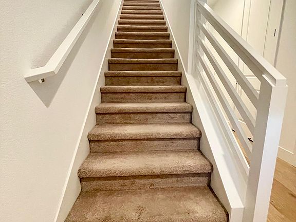 5th image of 37356 Suncrest St #37356
