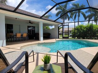 1102 El Dorado Pkwy W, Cape Coral, FL 33914