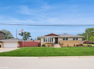 7900 W 72nd St, Bridgeview, IL 60455