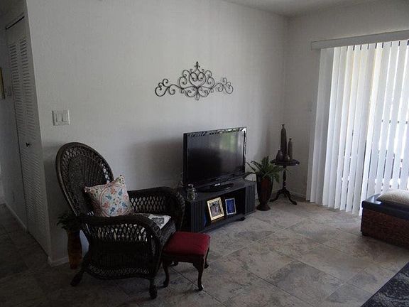 2nd image of 19505 Quesada Ave #M