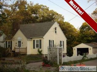 1510 1st St, Moline, IL 61265