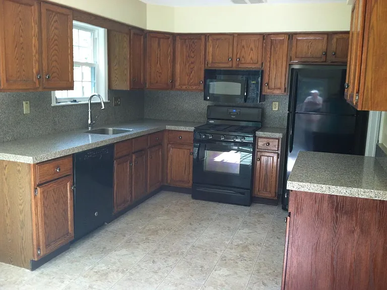 1 Aster Way — Photo 13