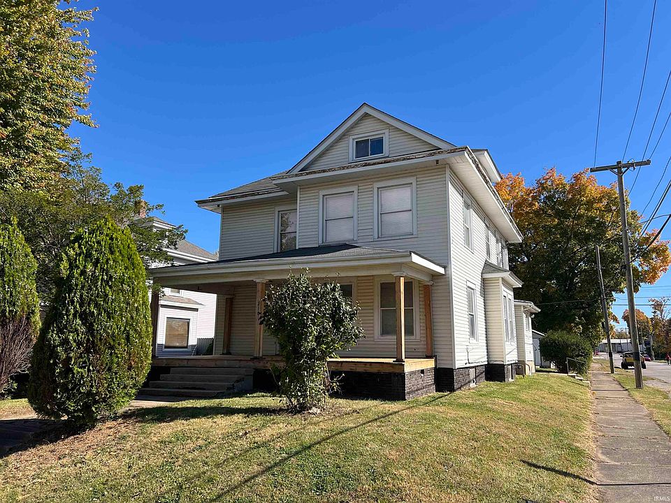 1st image of 110 Woodlawn Pl
