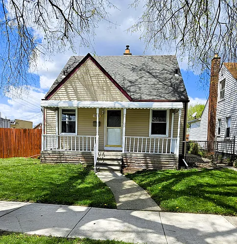 1626 Pingree Ave Photo 1