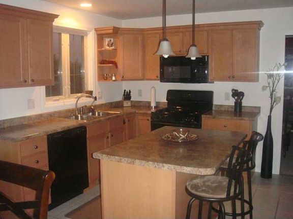 Kitchen with Island