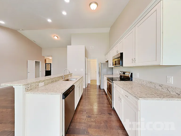4220 Trillium Way — Photo 4