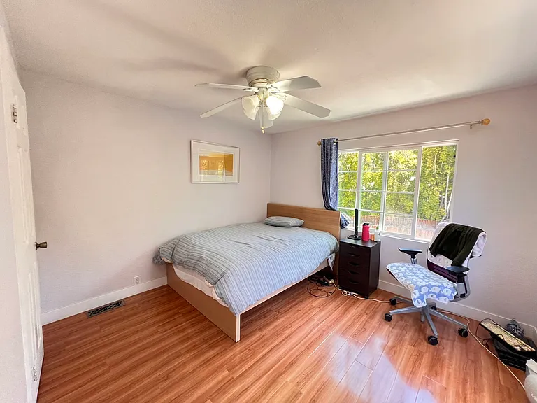 14165 Saratoga Sunnyvale Rd — Photo 25