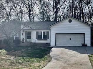 1611 Hart Rd, Knoxville, TN 37922