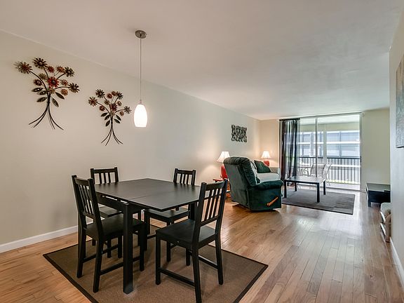 4th image of 740 E Ocean Ave APT 205