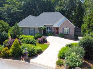 105 Greystone Ter, Athens, GA 30606