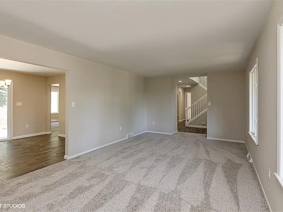 5th image of 650 Morningstar Dr