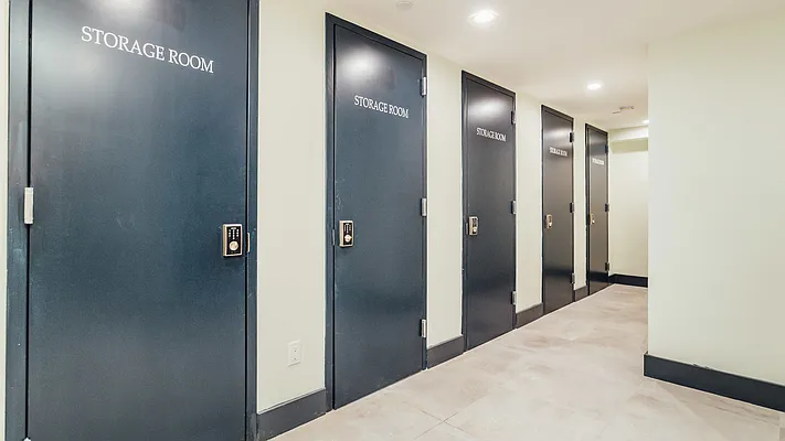 Rented by Nooklyn NYC LLC | media 12