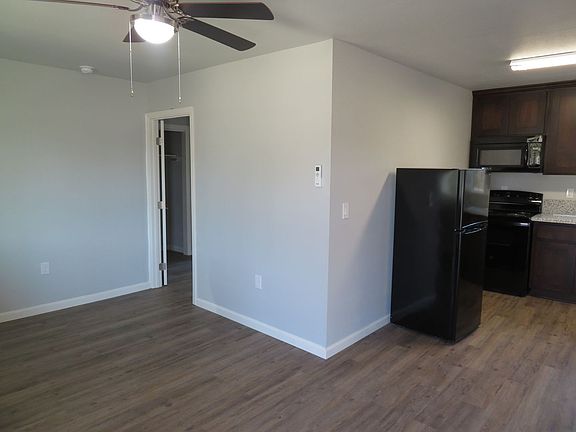2nd image of 601 N Tehama St #10