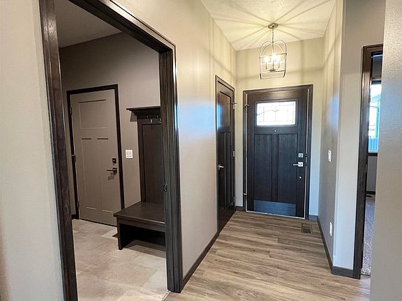 5th image of 5215 E 67th St