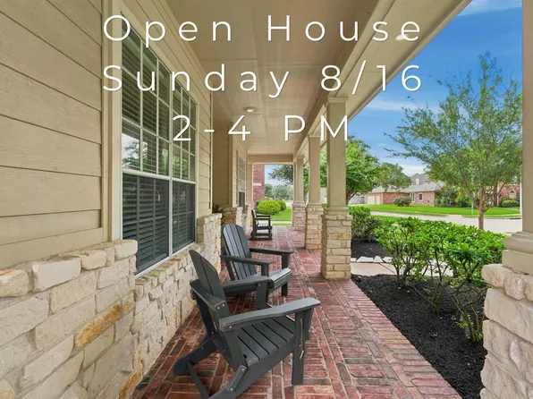 8310 Big Bend Dr, Sugar Land, TX 77479
