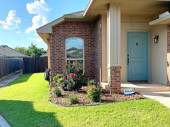 2nd image of 5703 Sanabel Ct