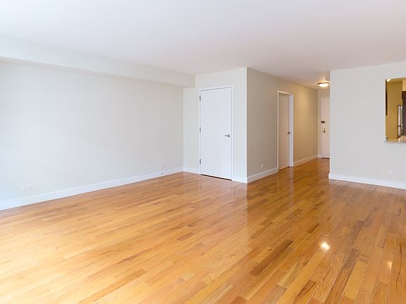 3rd image of 210 W 89th St APT 10H