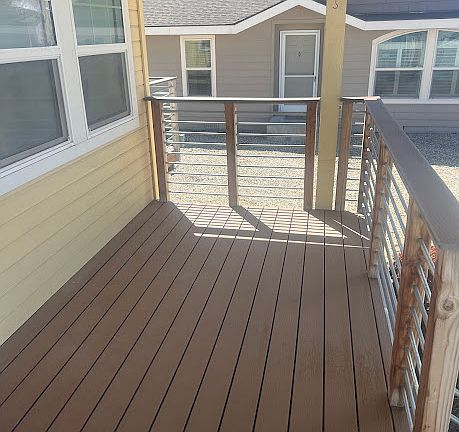 FRONT DECK