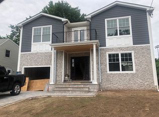 1-11 Lambert Rd, Fair Lawn, NJ 07410