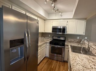 **Reserve For Summer 2026** Beautiful Creekside Apartment!, Chico, CA 95928