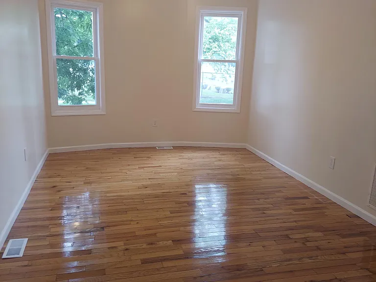 527 13th Ave #1 — Photo 6