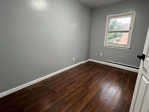 5th image of 15001 108th Ave Floor 2